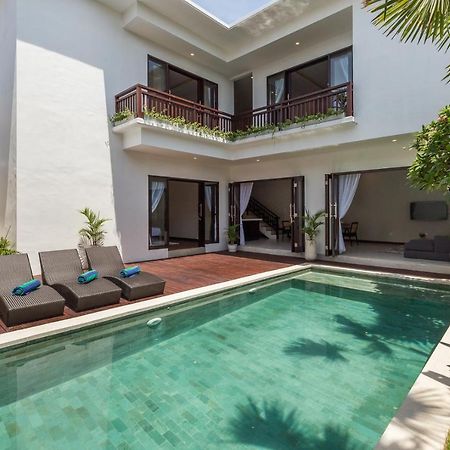 Villa Azura Seminyak  Luaran gambar
