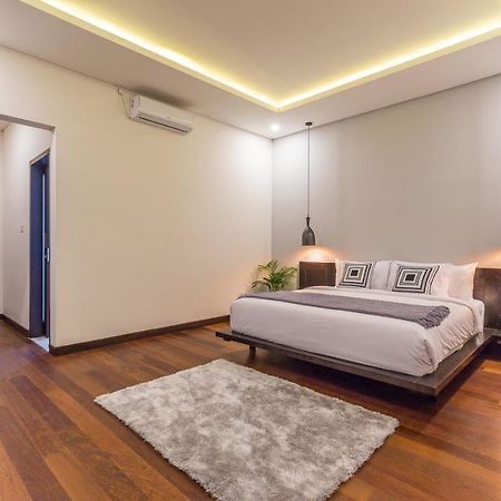Villa Azura Seminyak  Luaran gambar